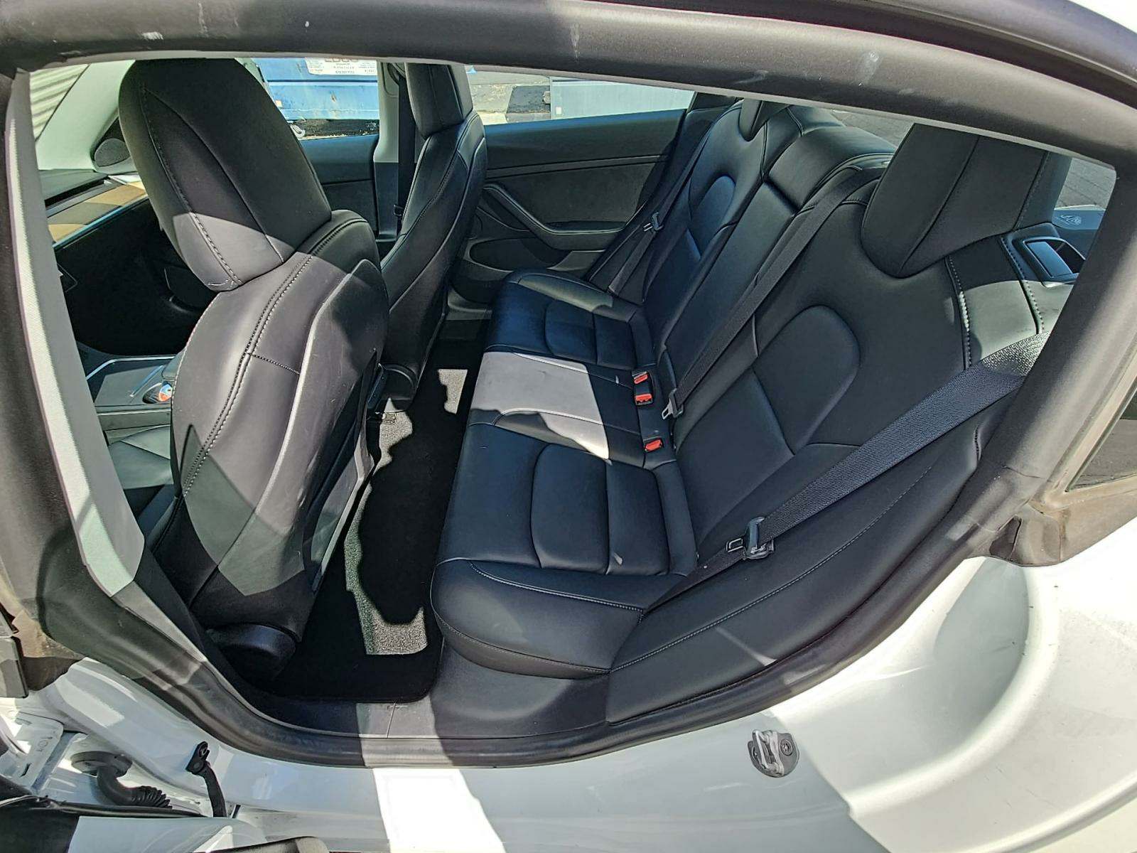 2022 Tesla Model 3 Long Range AWD