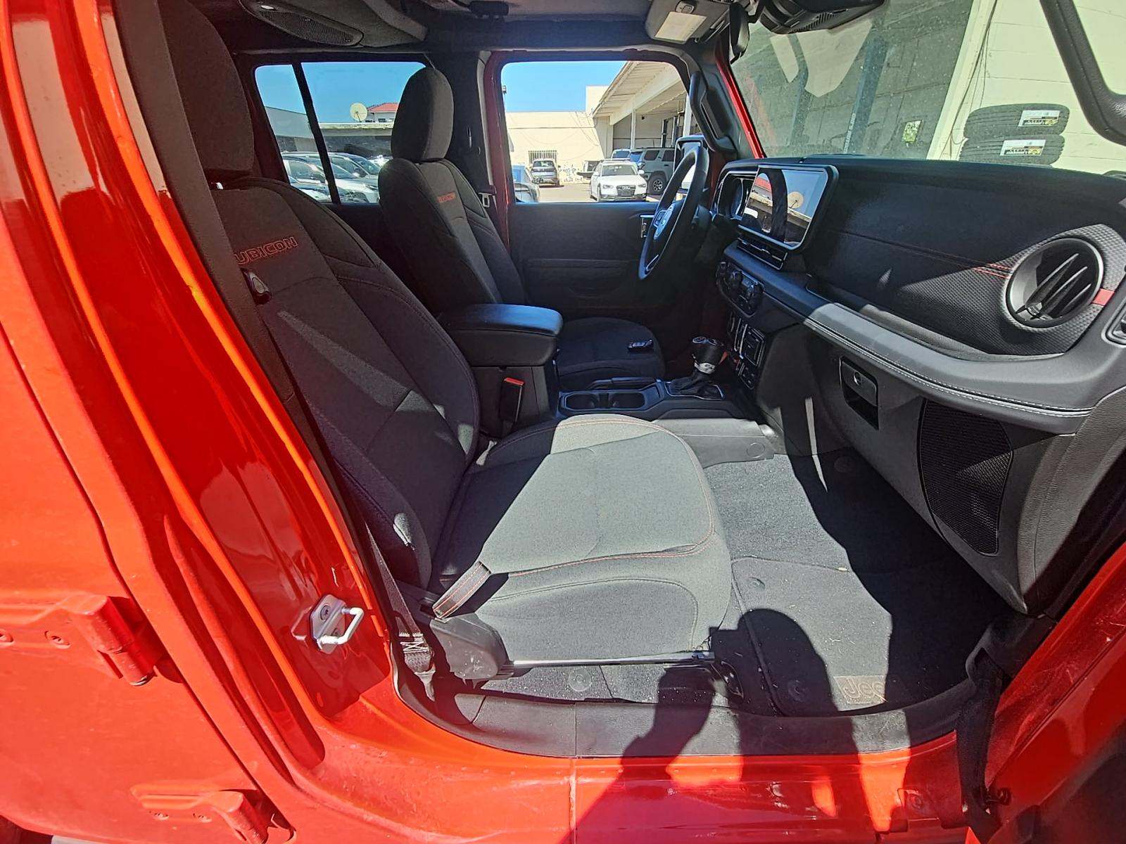 2025 Jeep Wrangler Rubicon AWD