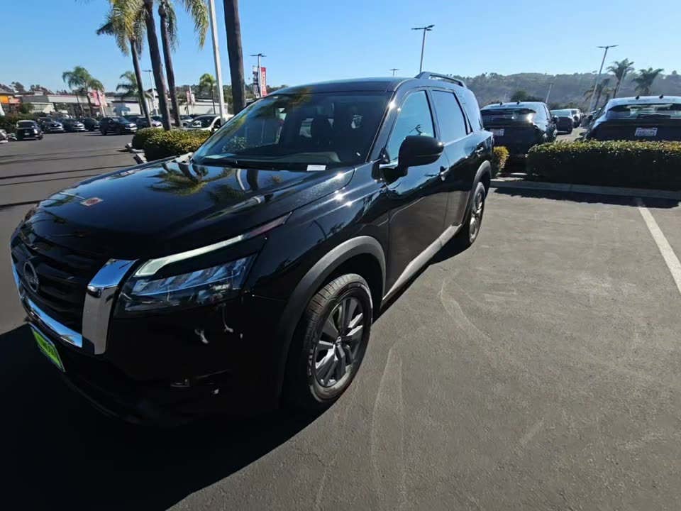 2024 Nissan Pathfinder SV FWD