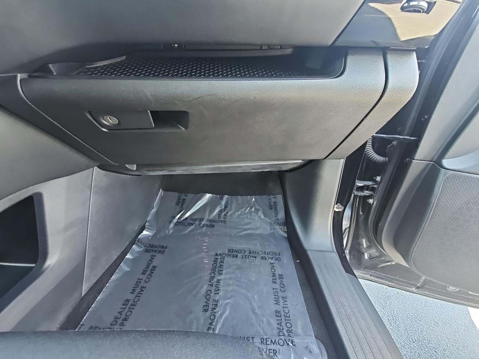 2024 Nissan Pathfinder SV FWD