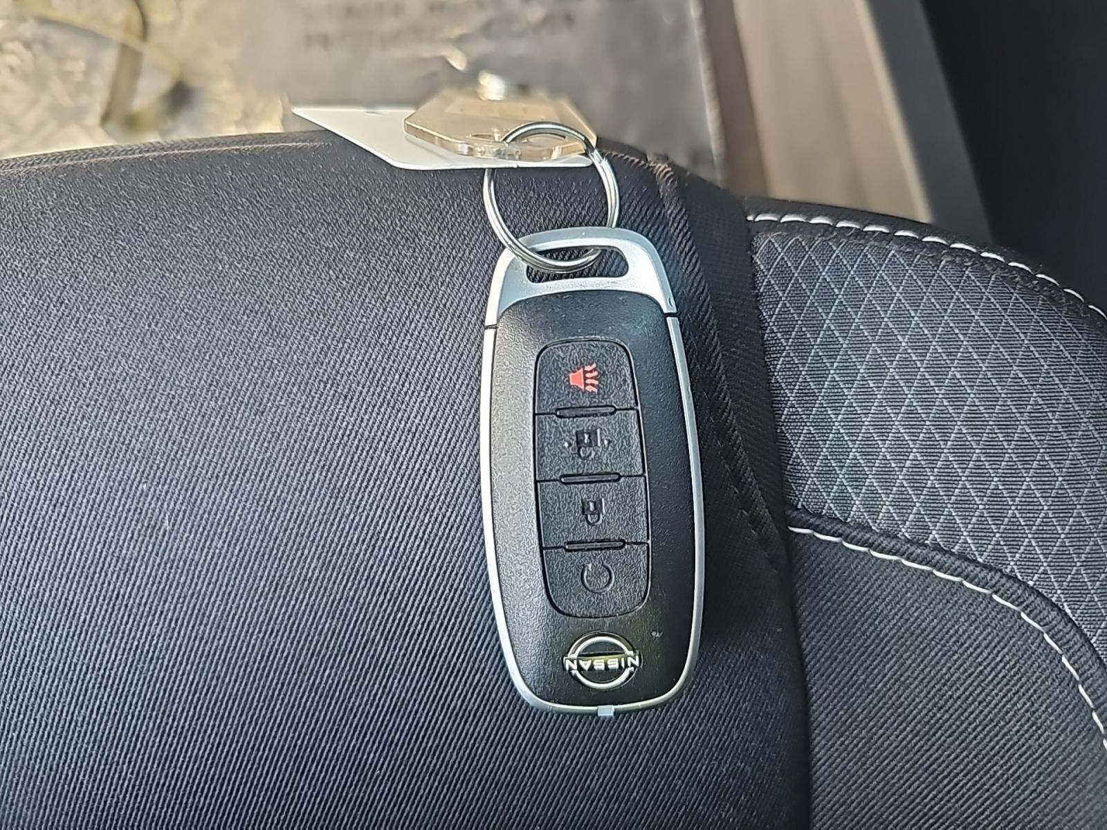 2024 Nissan Pathfinder SV FWD