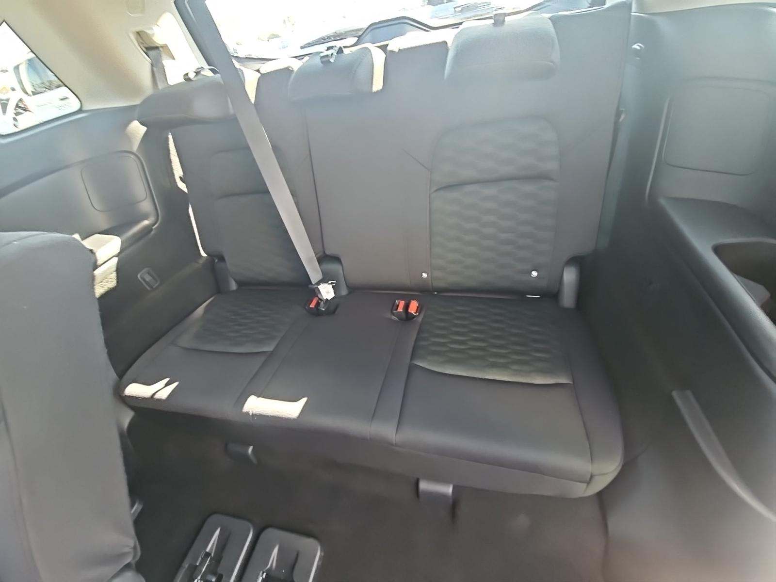 2024 Nissan Pathfinder SV FWD