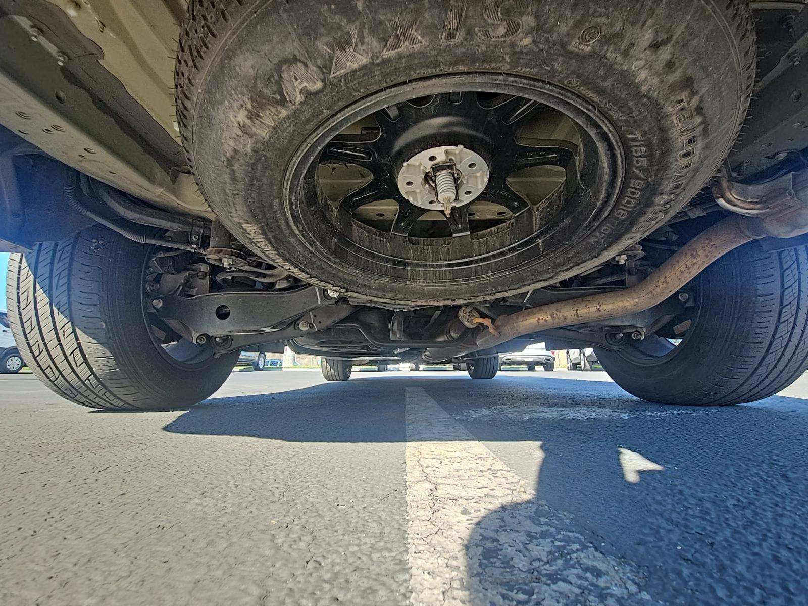 2024 Nissan Pathfinder SV FWD