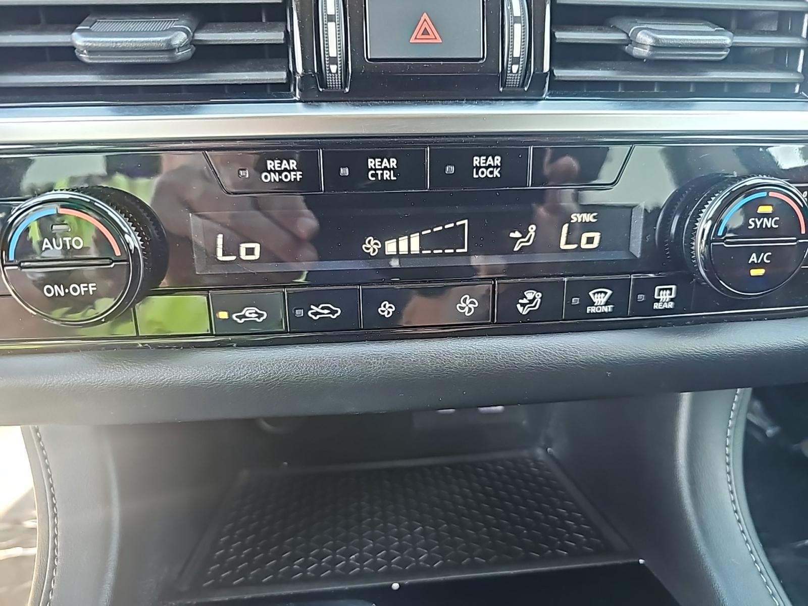 2024 Nissan Pathfinder SV FWD