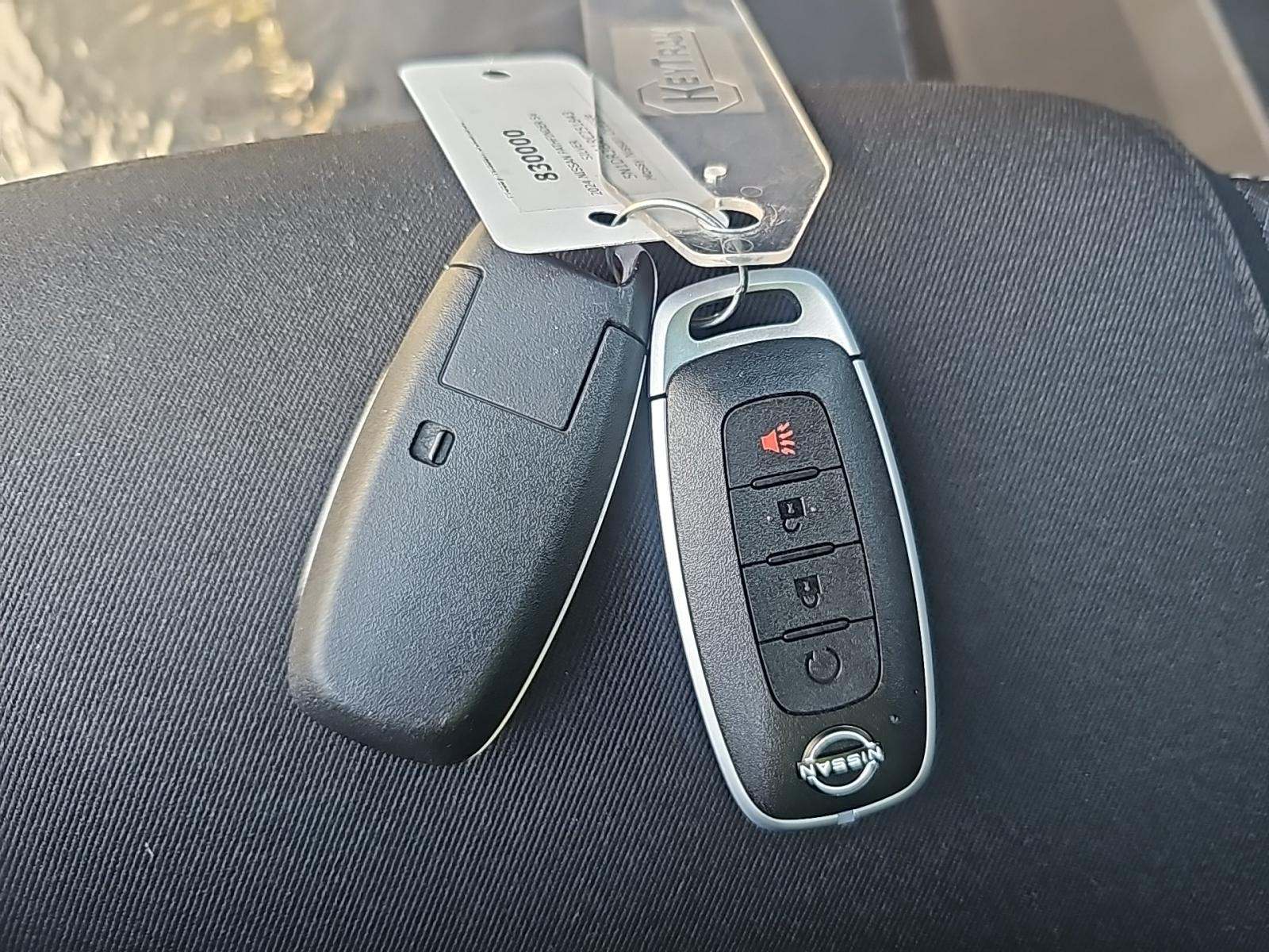 2024 Nissan Pathfinder SV FWD