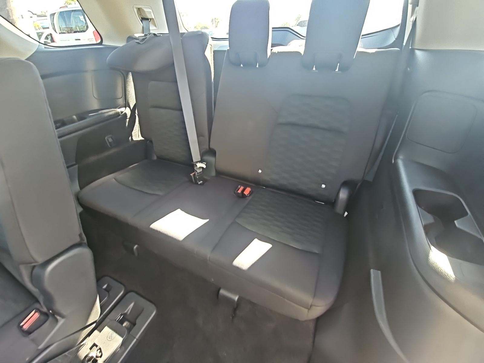 2024 Nissan Pathfinder SV FWD