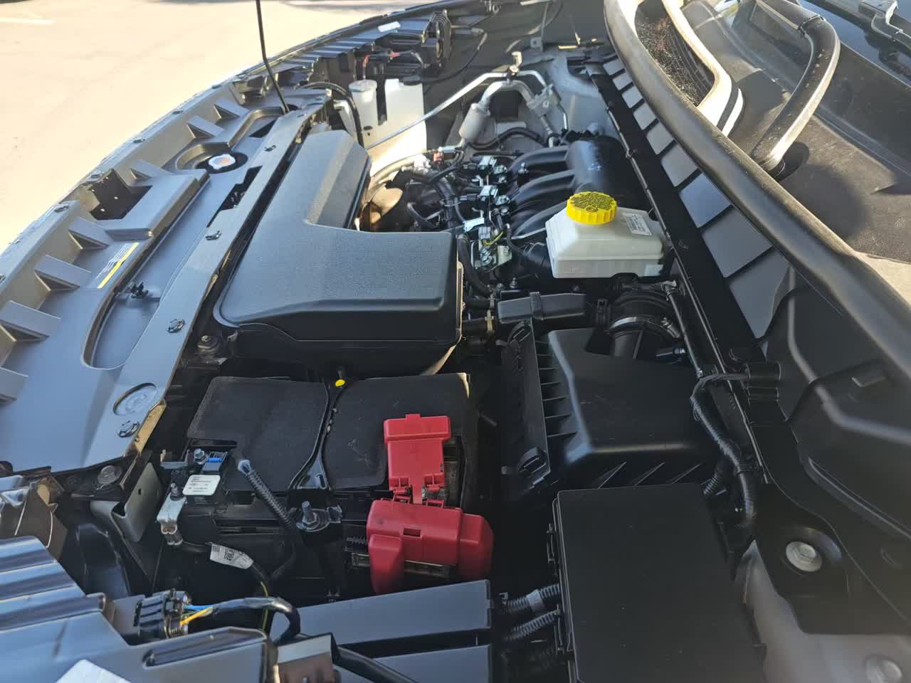 2024 Nissan Pathfinder SV FWD