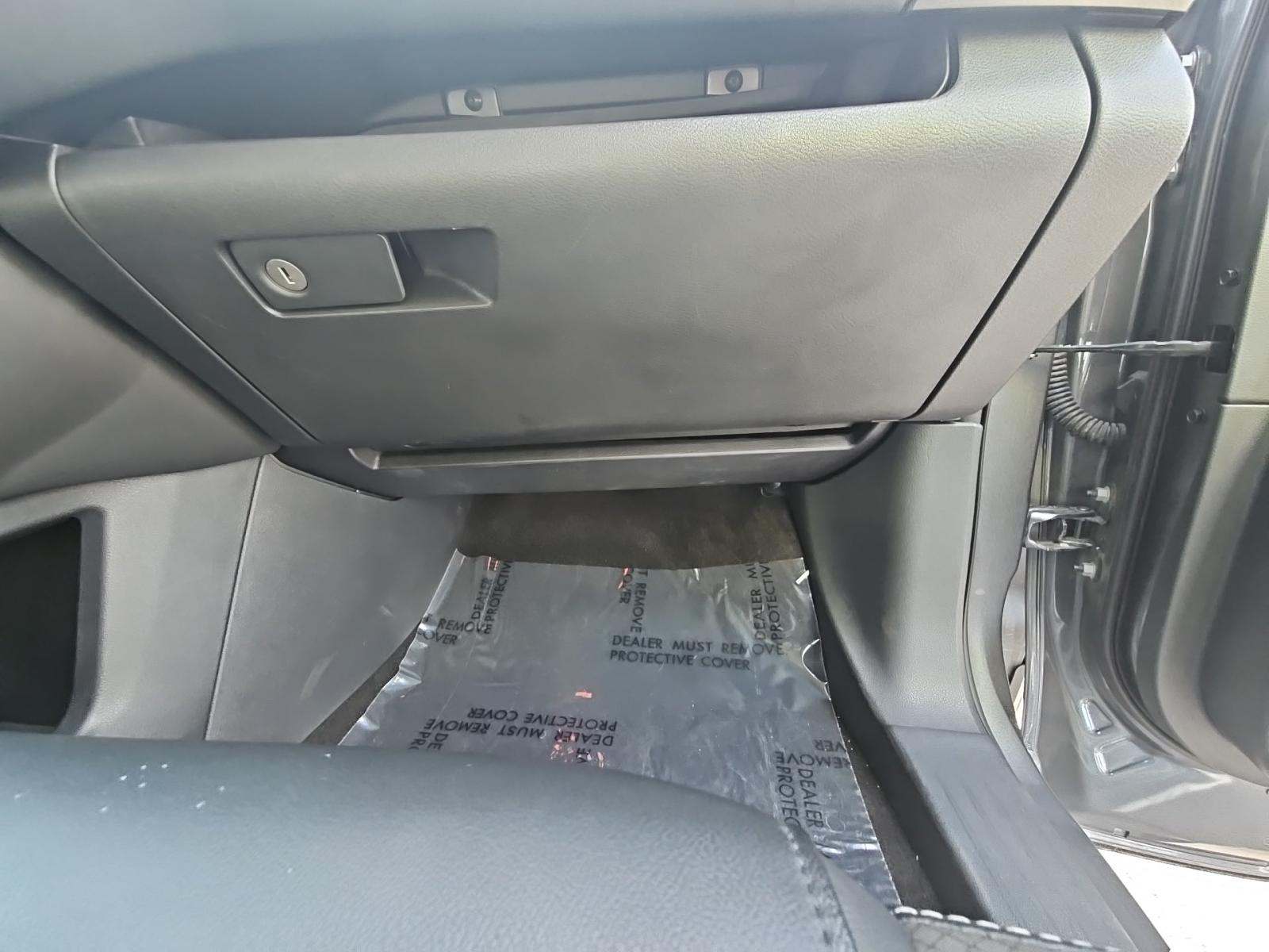 2024 Nissan Pathfinder SL FWD