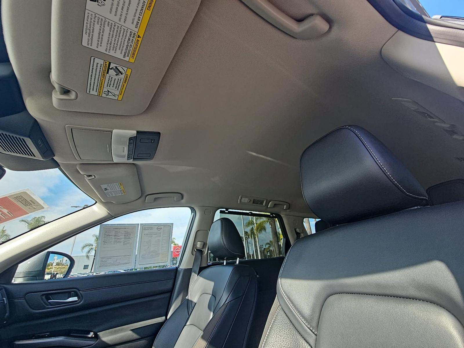 2024 Nissan Pathfinder SL FWD