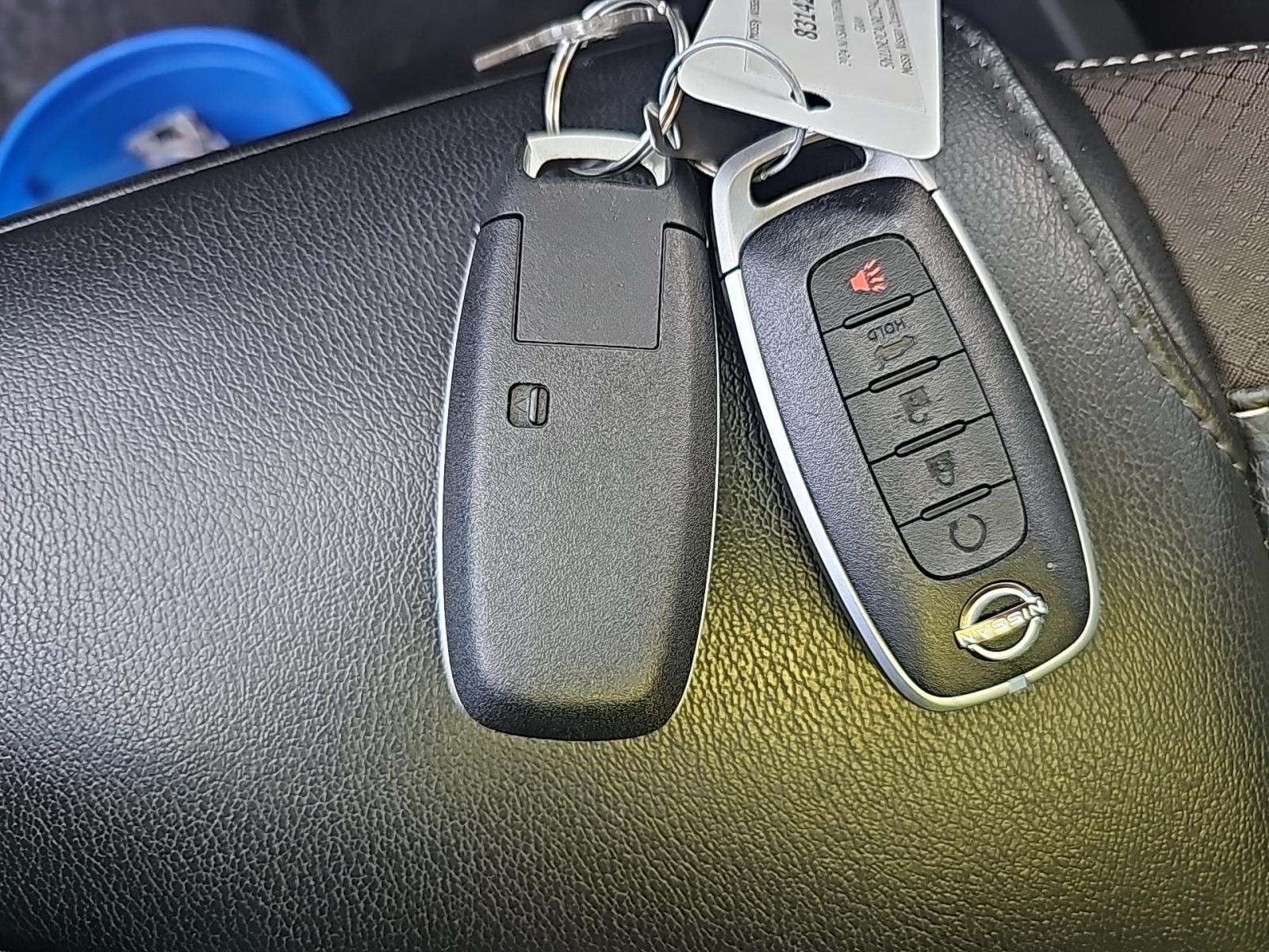 2024 Nissan Pathfinder SL FWD