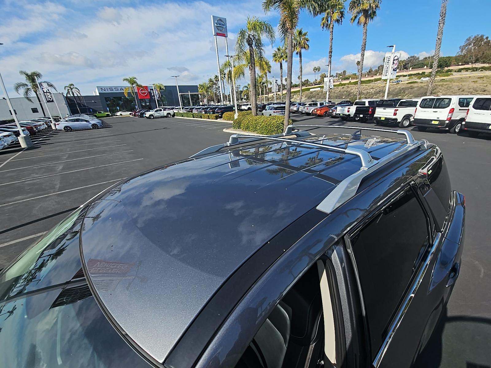 2024 Nissan Pathfinder SL FWD