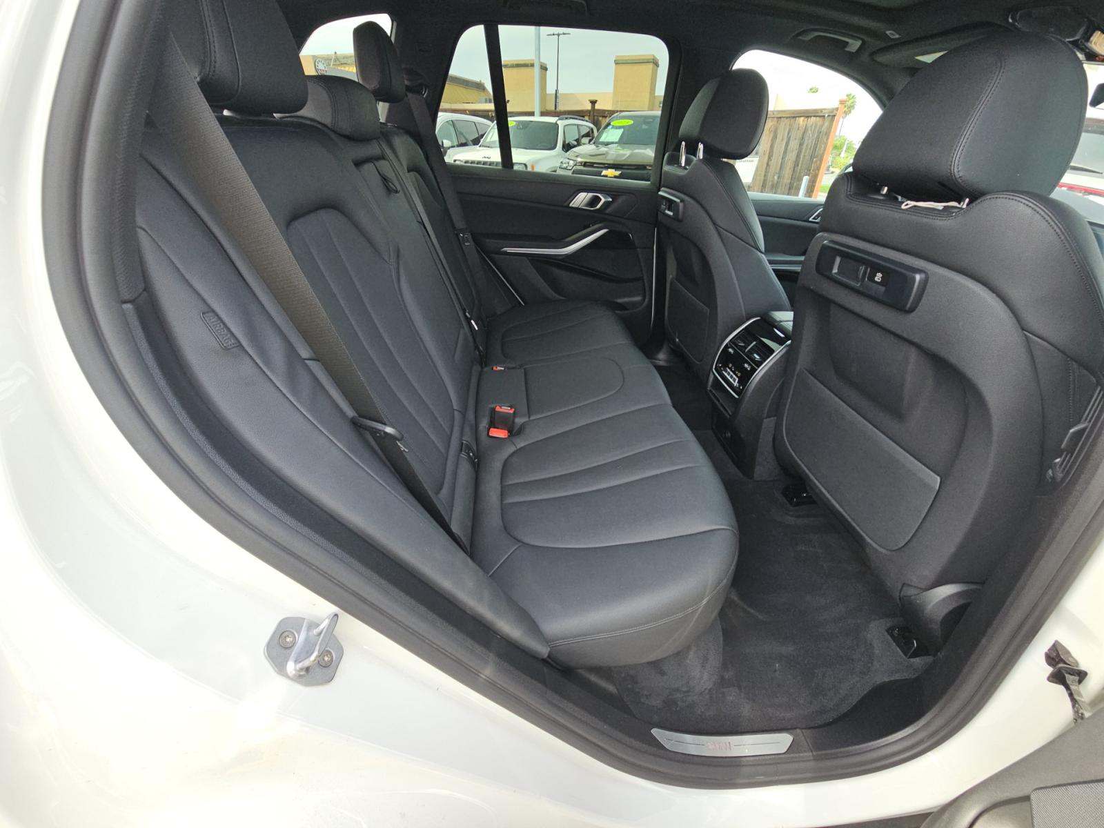 2019 BMW X5 xDrive40i AWD