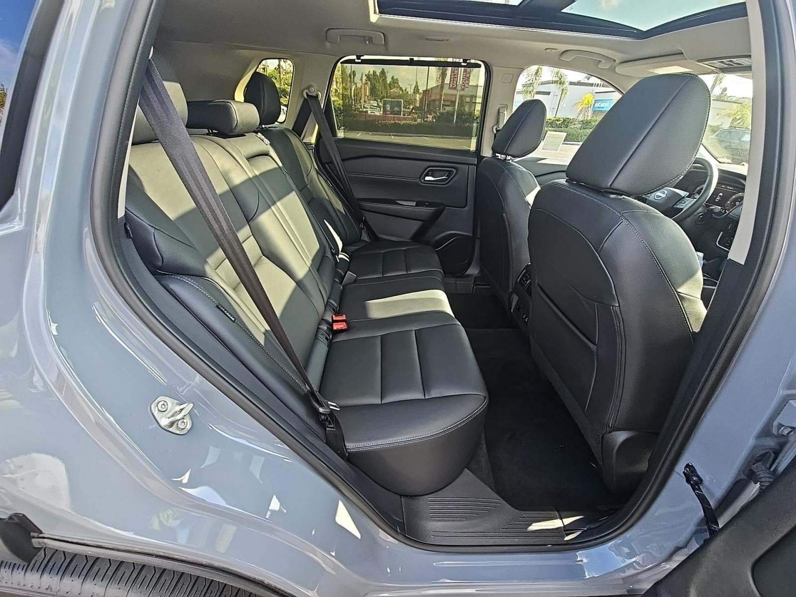 2025 Nissan Rogue SL FWD