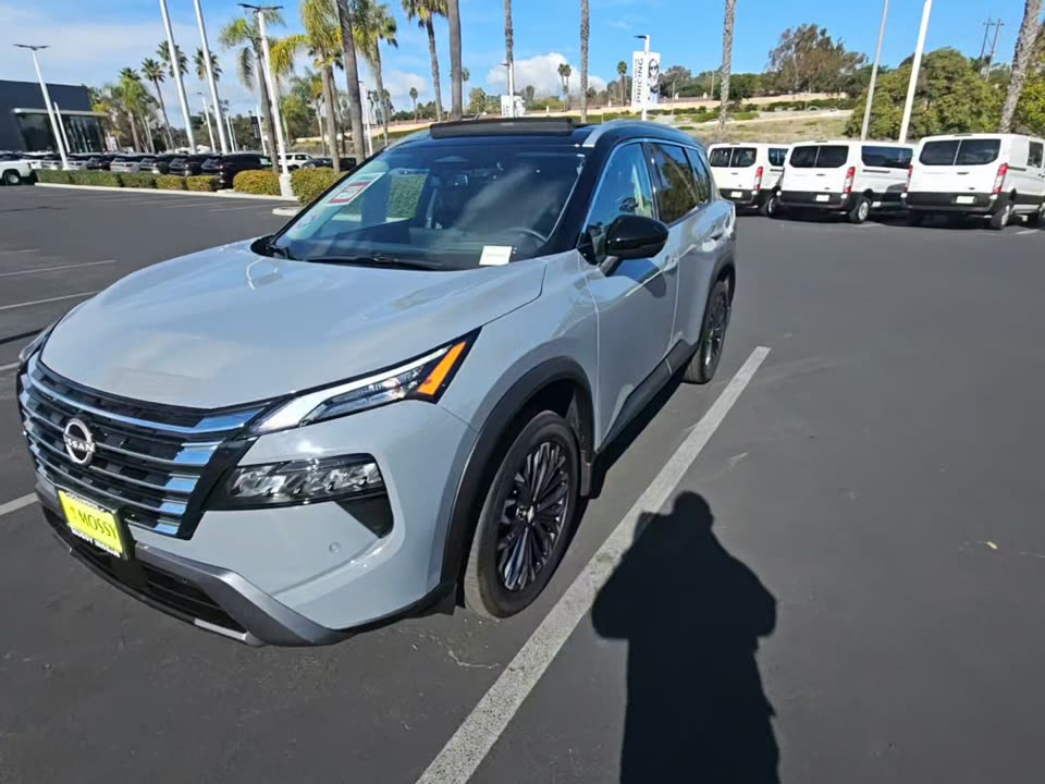 2025 Nissan Rogue SL FWD