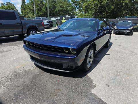 2016 Dodge Challenger SXT RWD