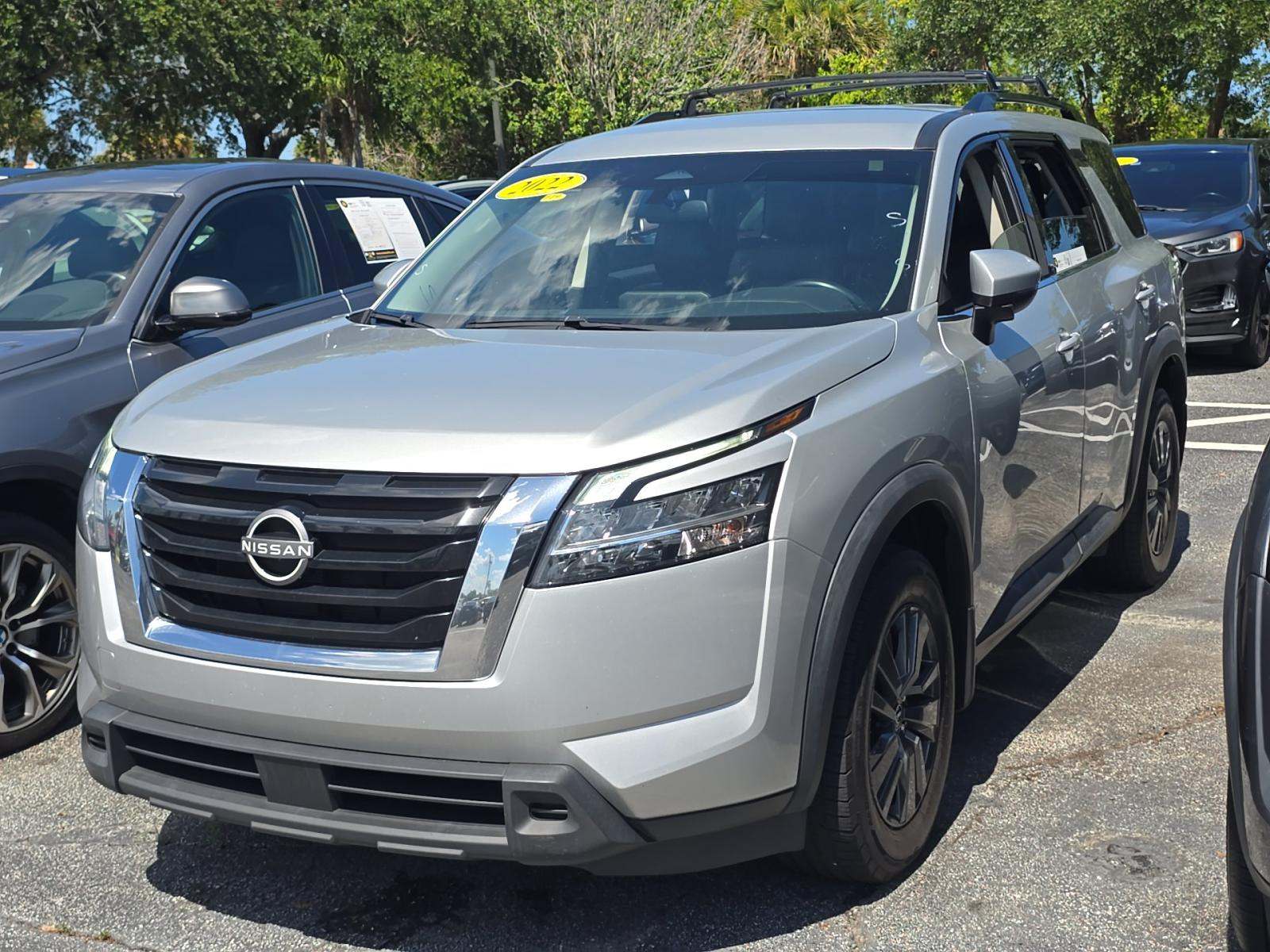 2022 Nissan Pathfinder SV FWD