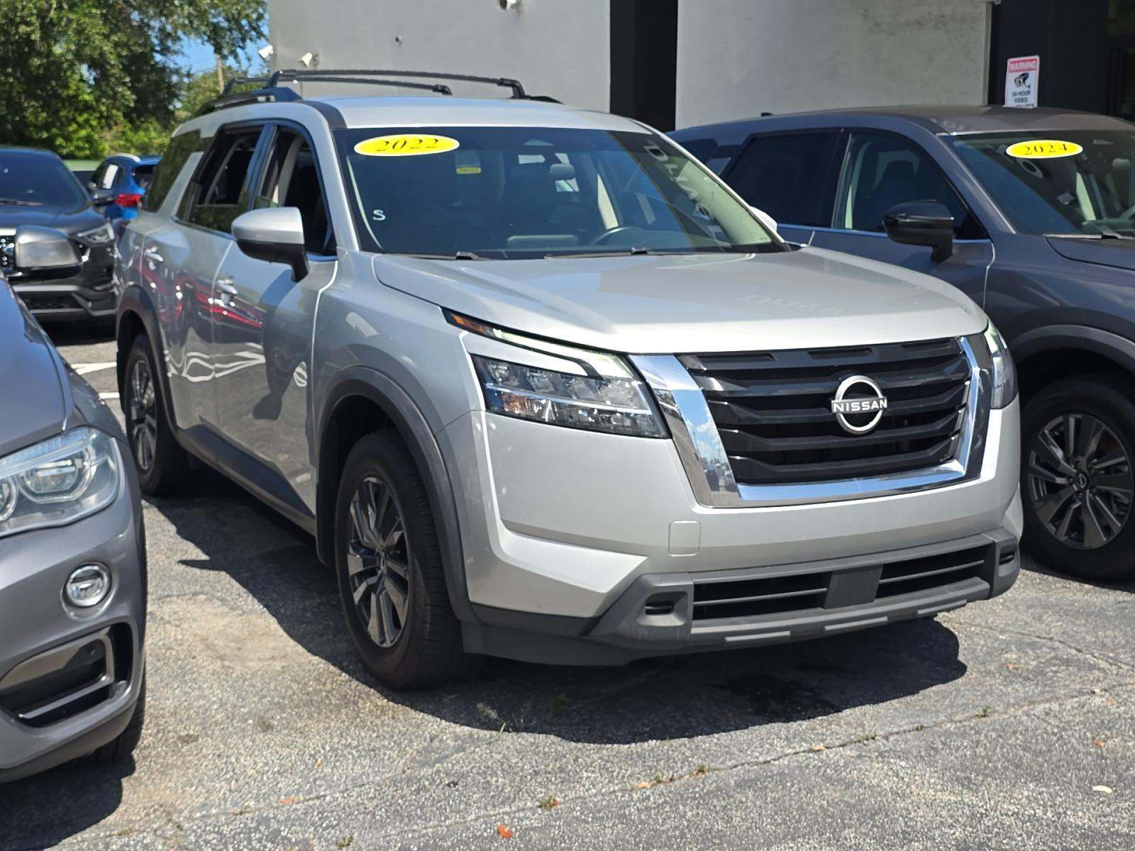 2022 Nissan Pathfinder SV FWD