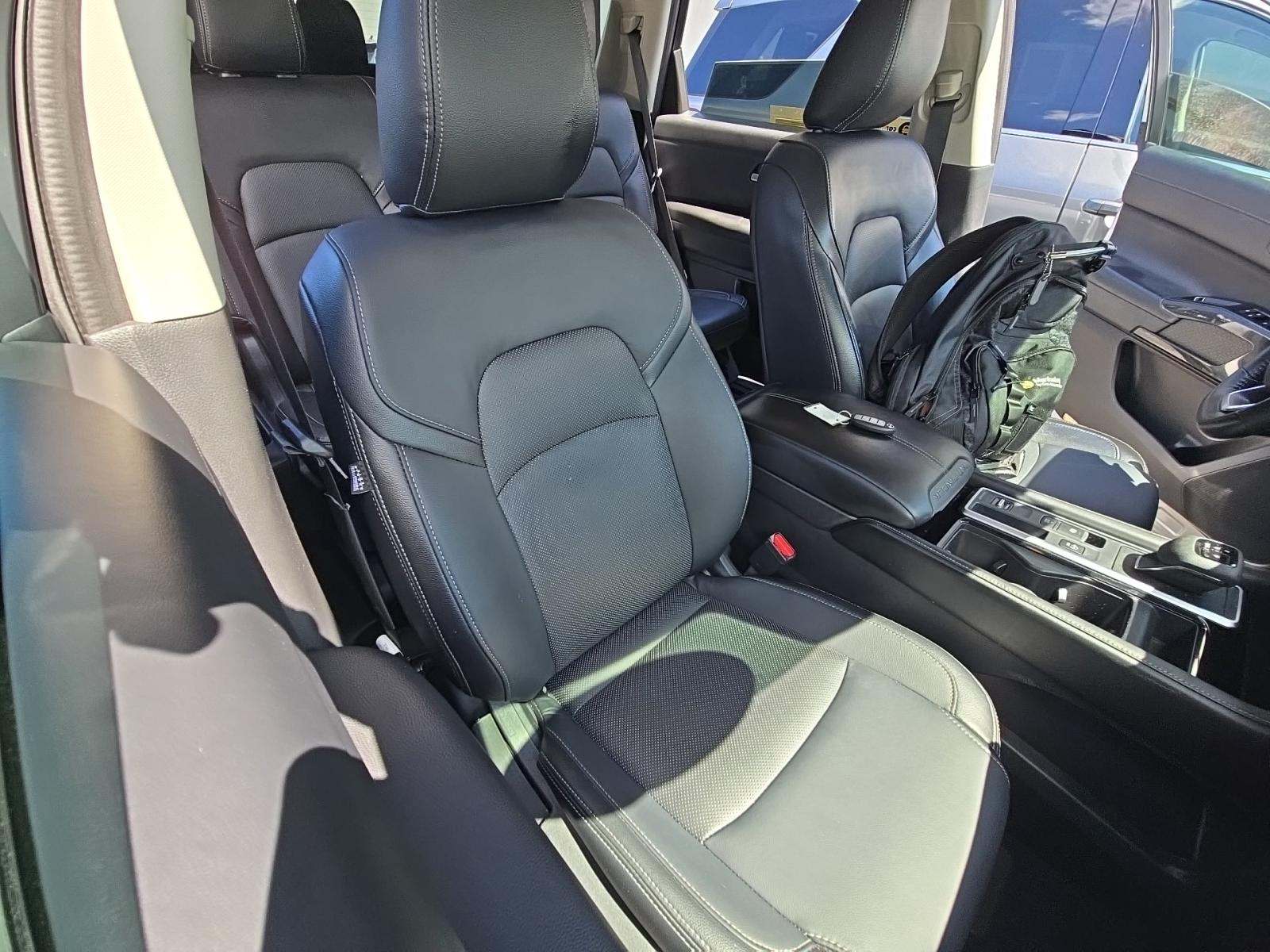2022 Nissan Pathfinder SV FWD