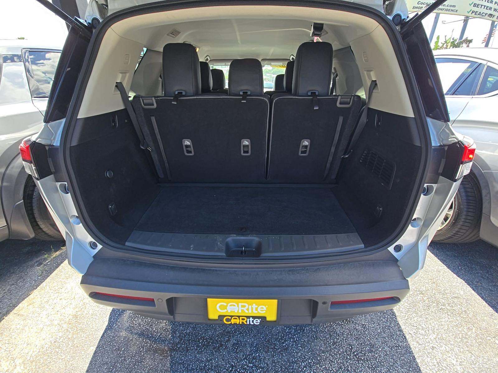 2022 Nissan Pathfinder SV FWD