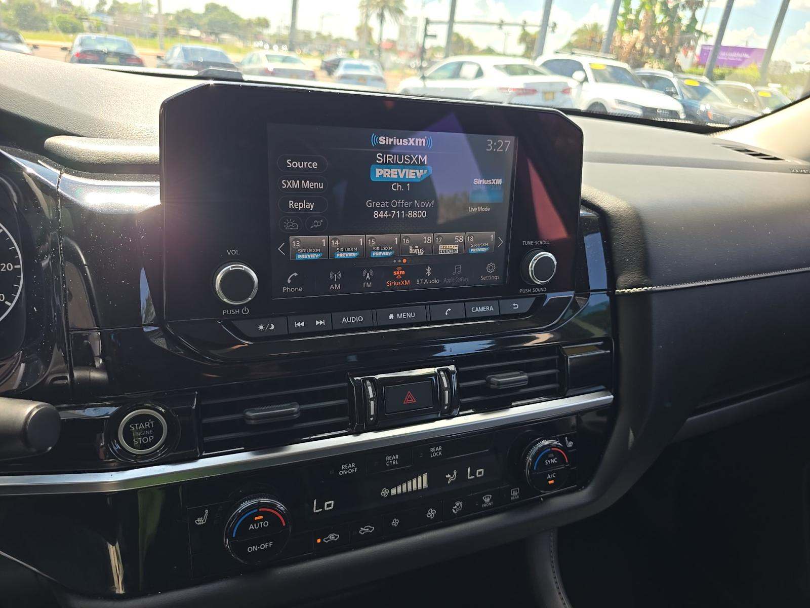 2022 Nissan Pathfinder SV FWD