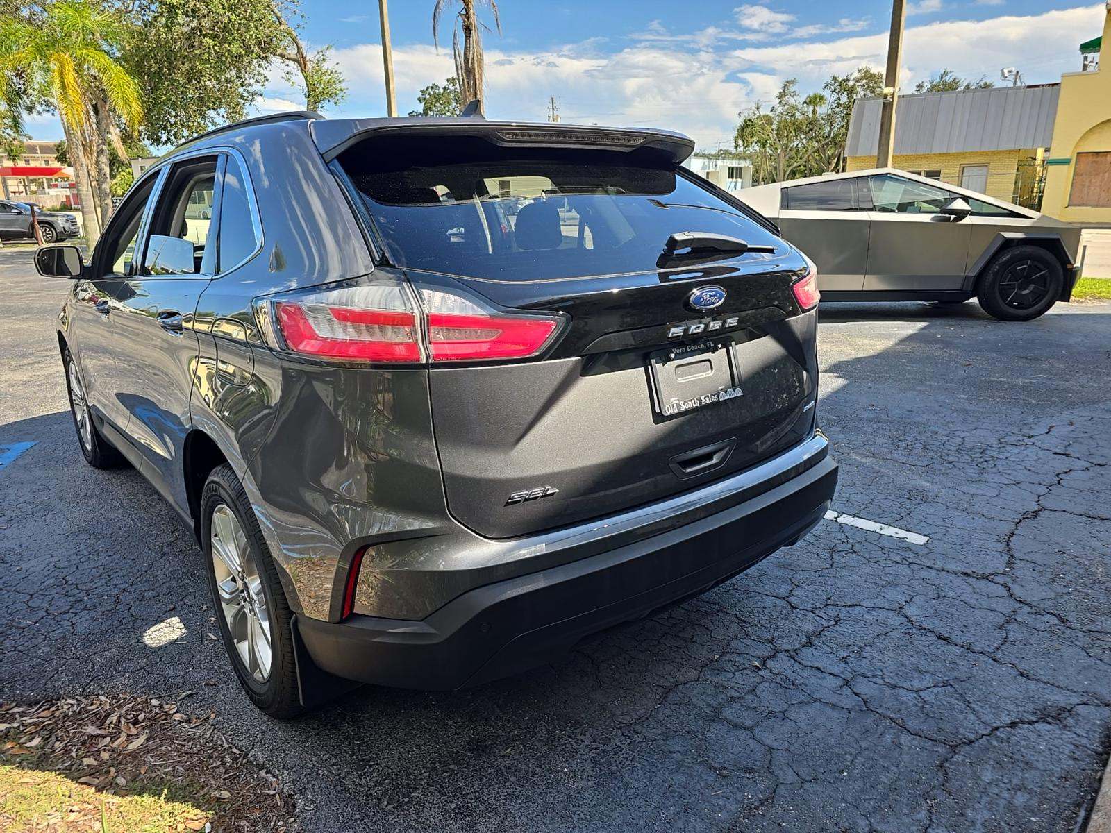 2022 Ford Edge SEL AWD