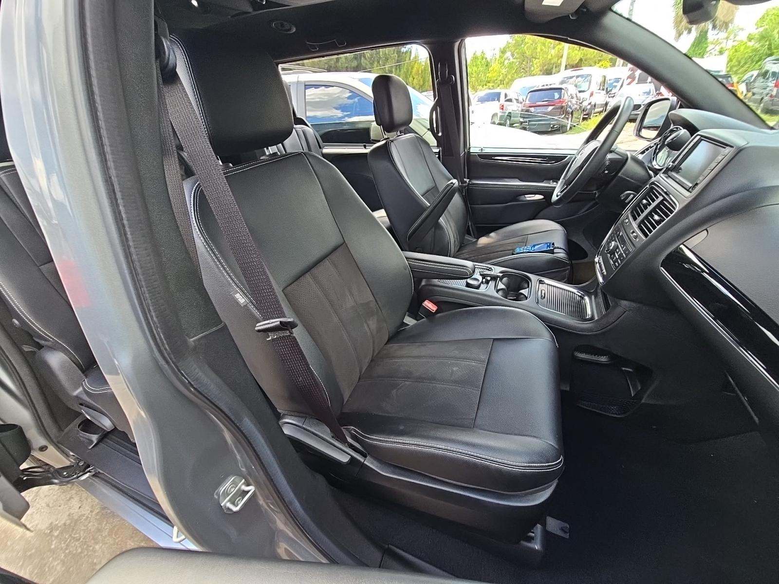 2019 Dodge Grand Caravan SXT FWD