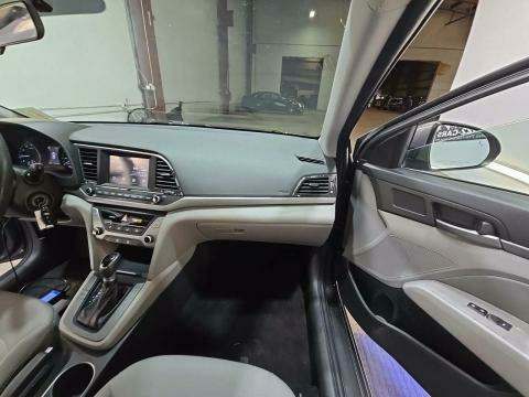 2018 Hyundai Elantra SEL FWD