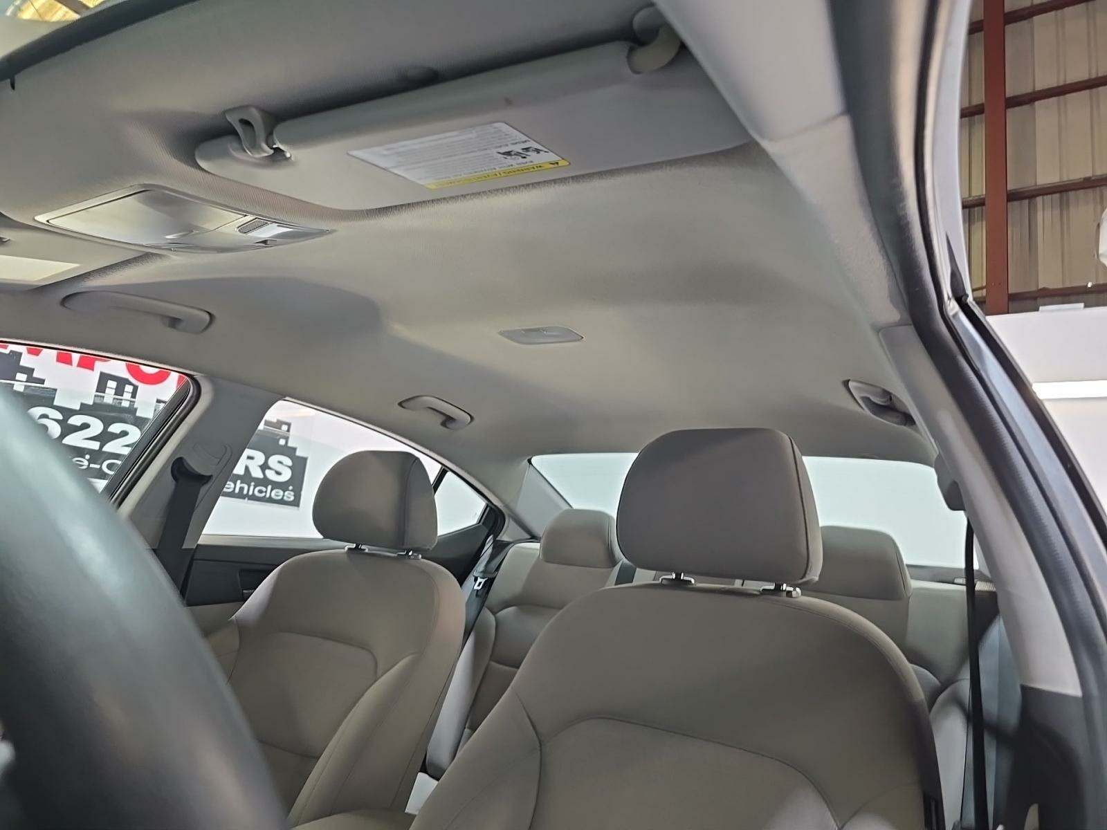 2018 Hyundai Elantra SEL FWD