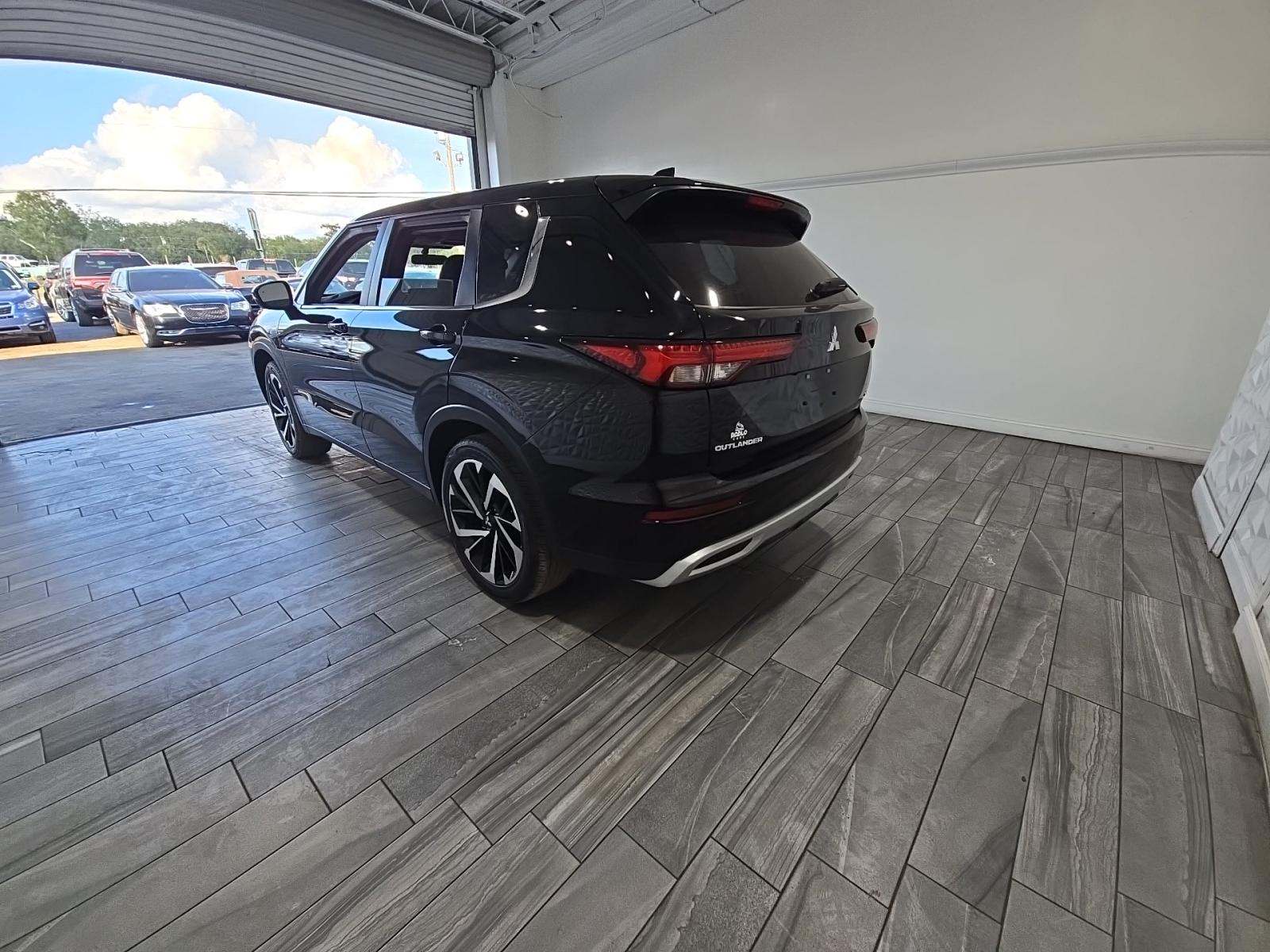 2024 Mitsubishi Outlander SE AWD