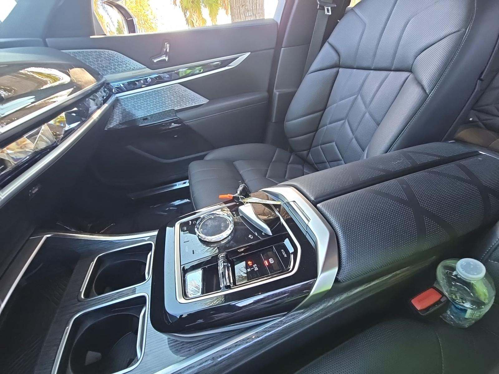 2024 BMW 7 Series 760i xDrive AWD