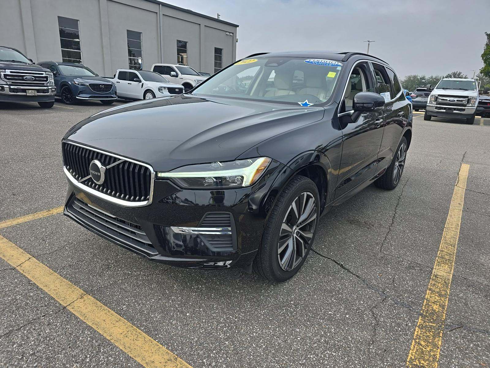 2022 Volvo XC60 B5 Momentum AWD