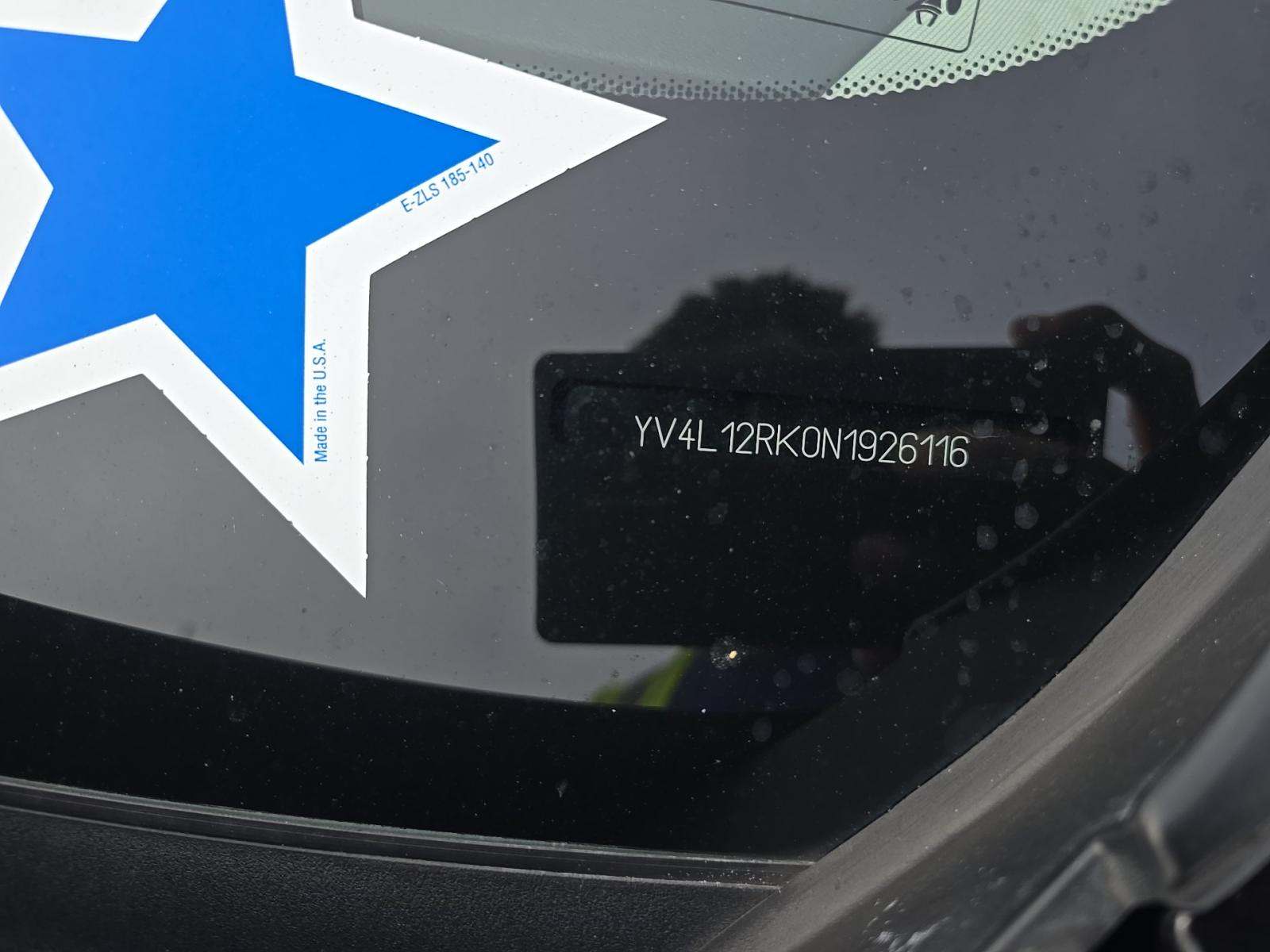 2022 Volvo XC60 B5 Momentum AWD