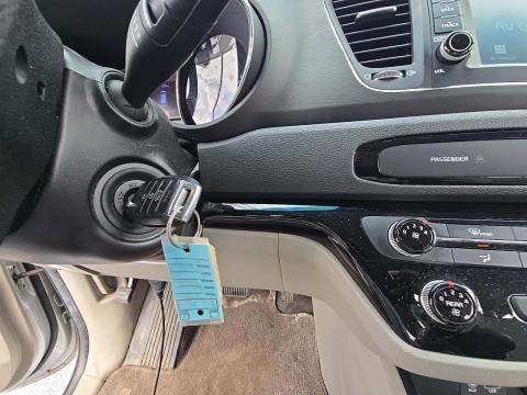 2020 Kia Sedona L FWD