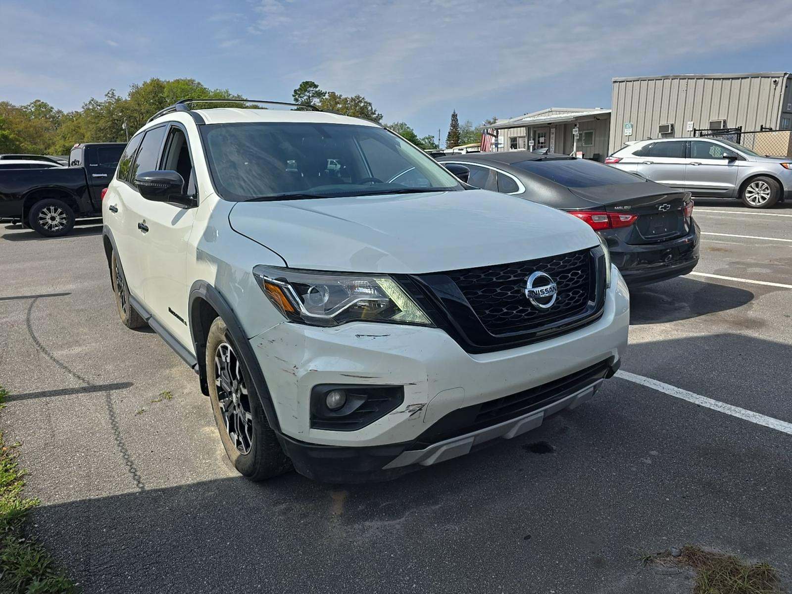 2020 Nissan Pathfinder SV FWD