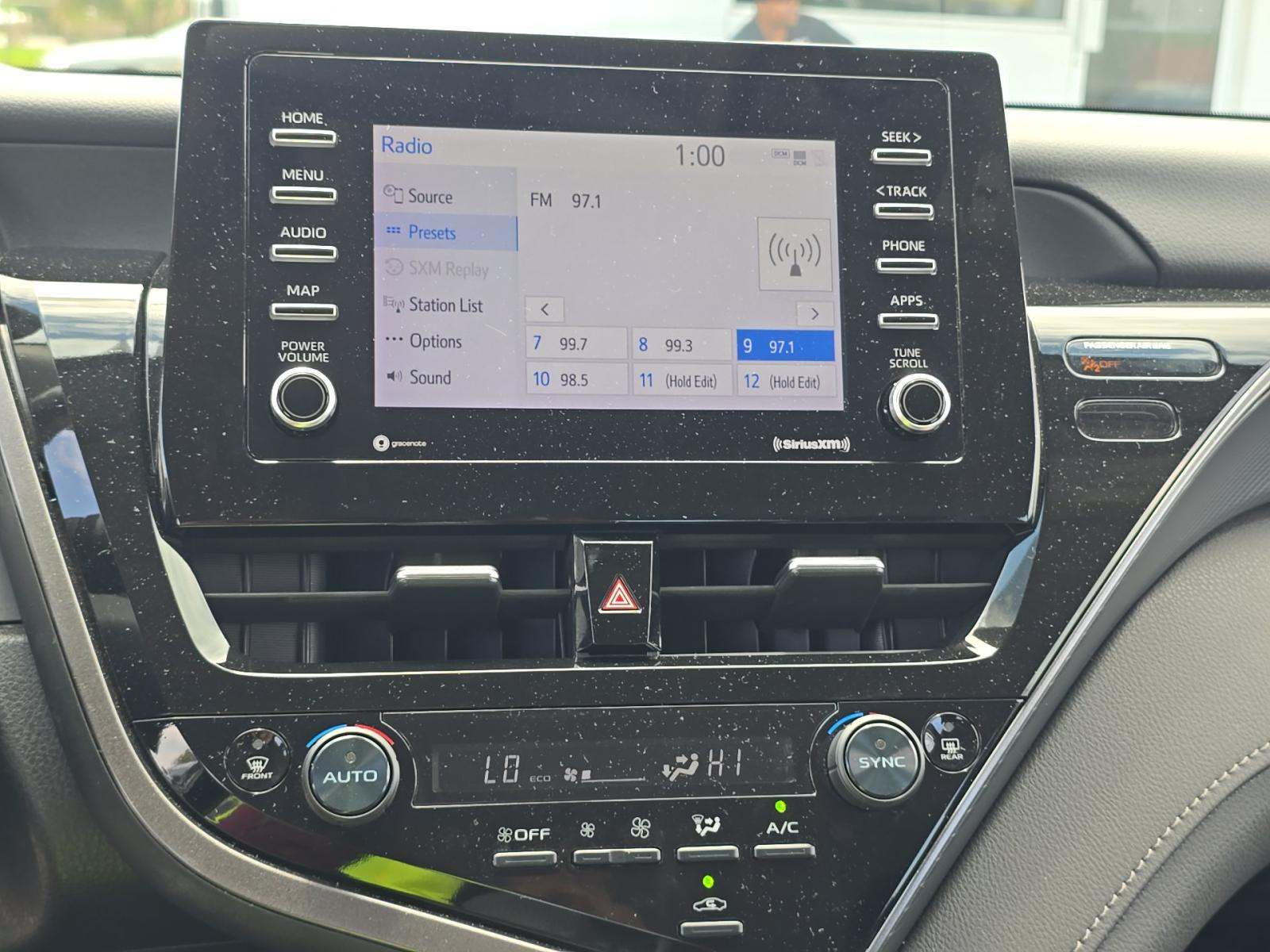TOYOTA CAMRY - 10
