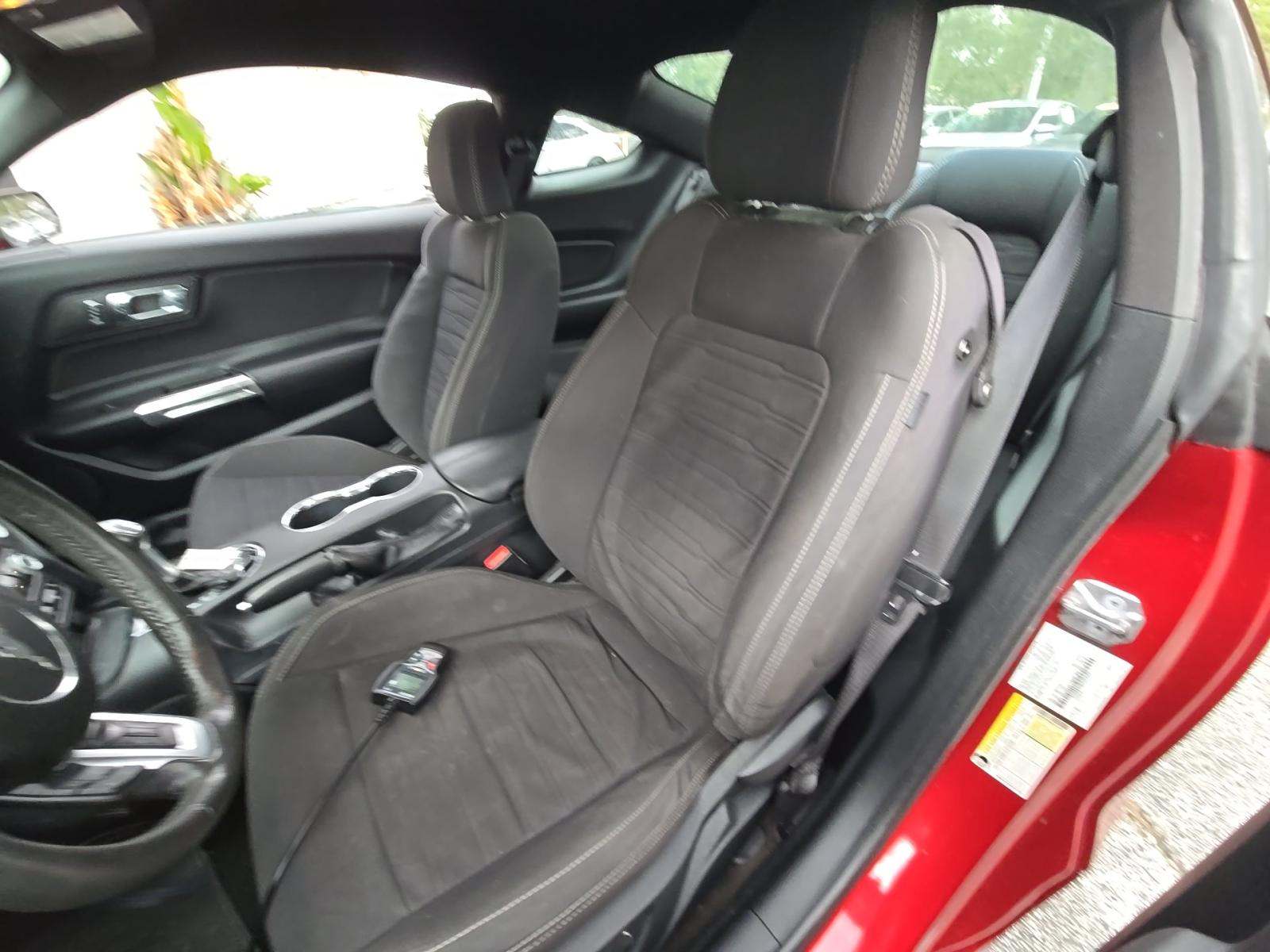 FORD MUSTANG - 6
