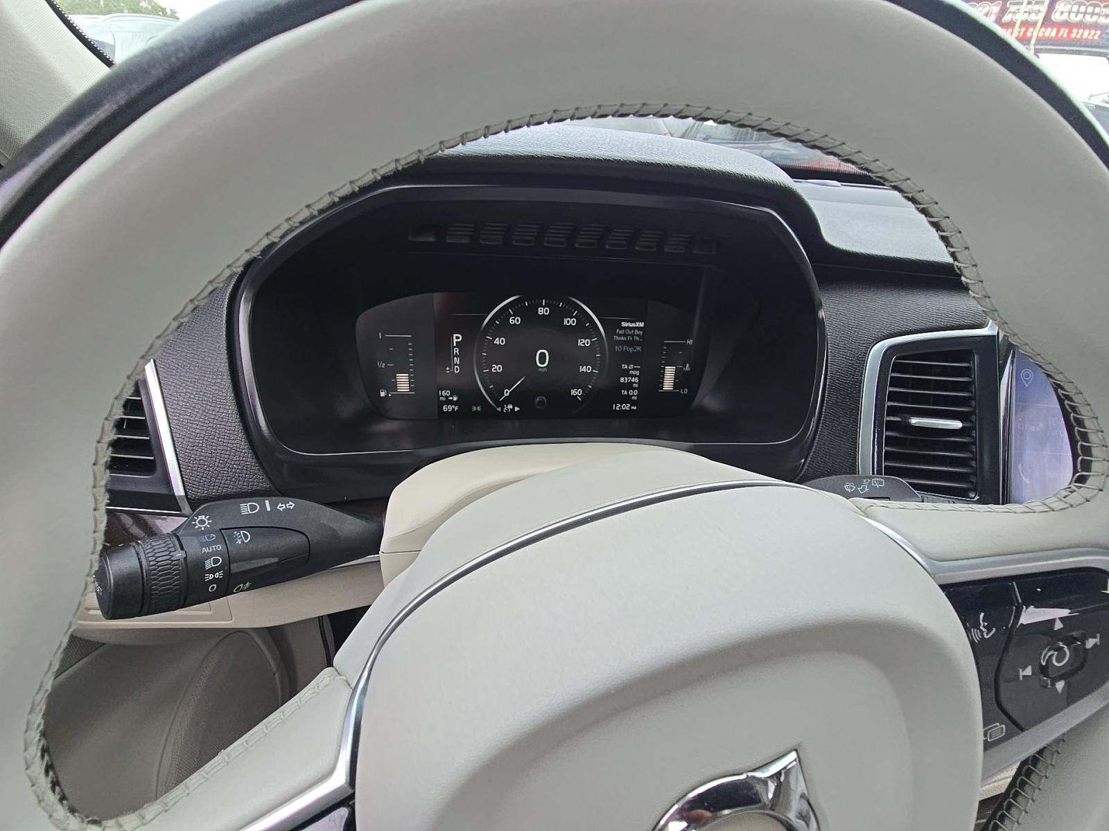 2019 Volvo XC90 T5 Momentum FWD