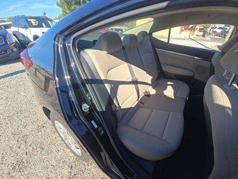 2020 Hyundai Elantra SE FWD