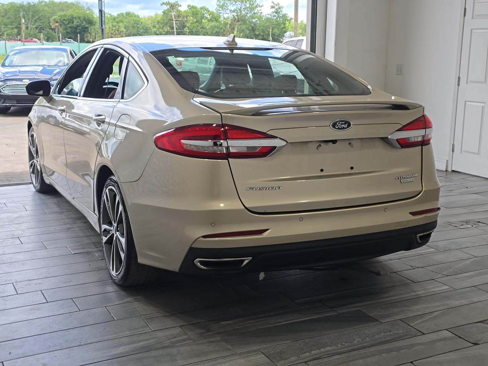 FORD FUSION - 2