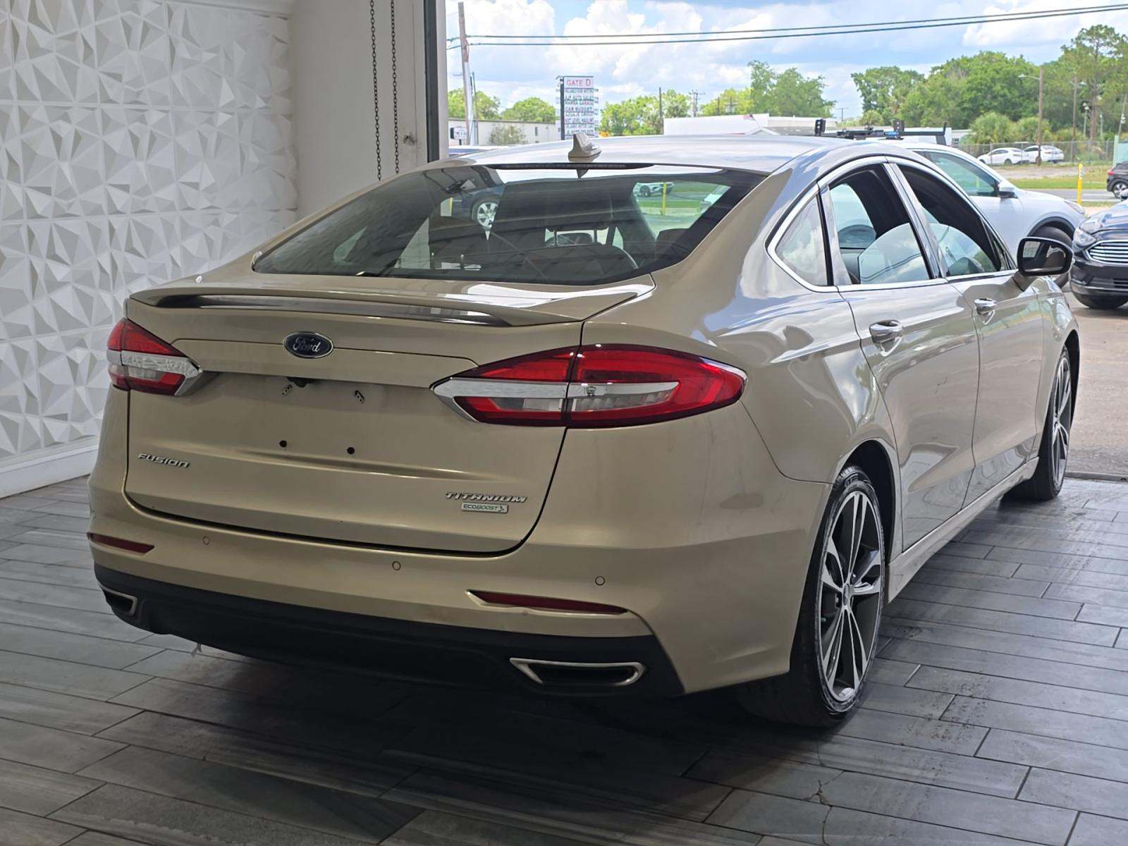FORD FUSION - 3