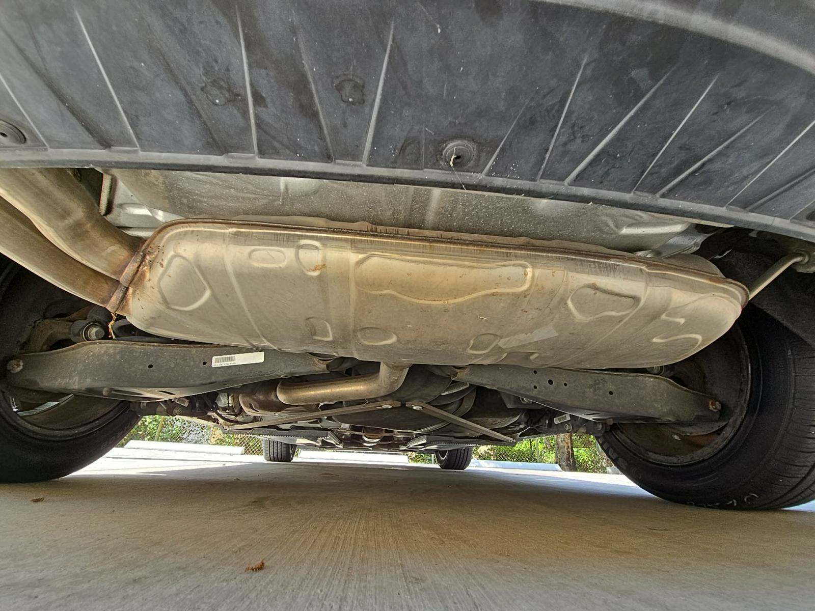 2013 Volkswagen Beetle 2.5L FWD