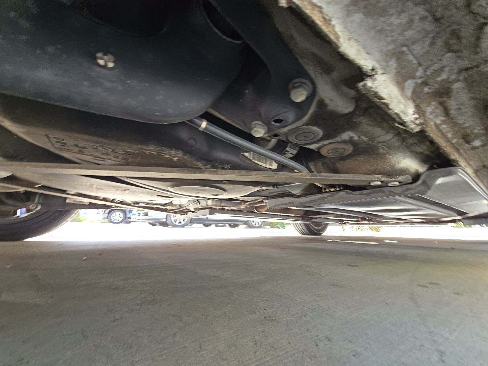 2013 Volkswagen Beetle 2.5L FWD