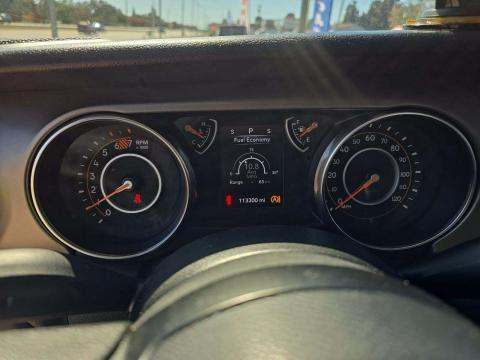 JEEP UNLIMITED SPORT - 9