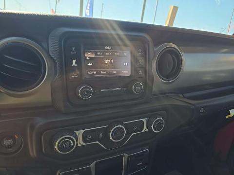 JEEP UNLIMITED SPORT - 10