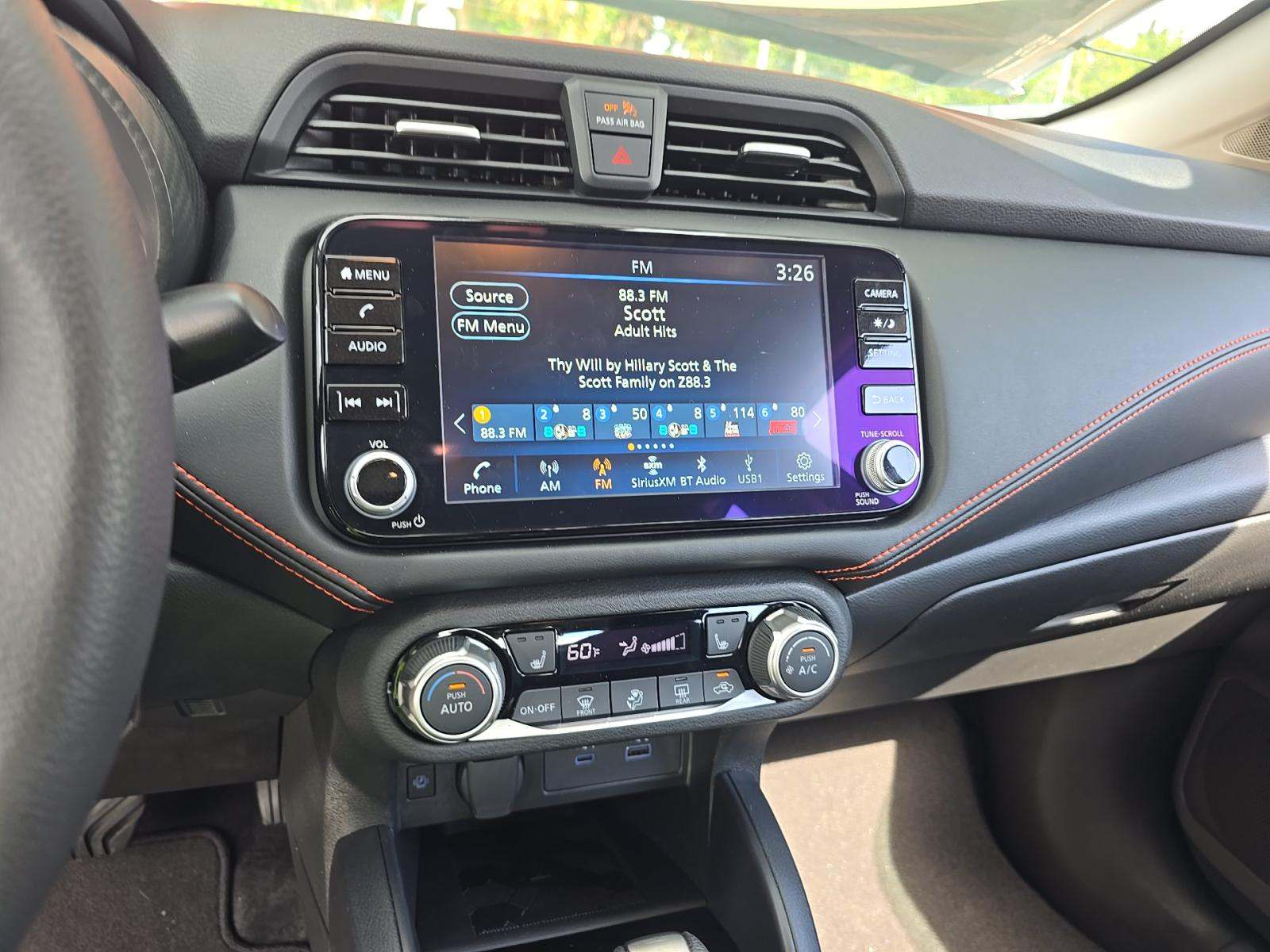 NISSAN VERSA - 10
