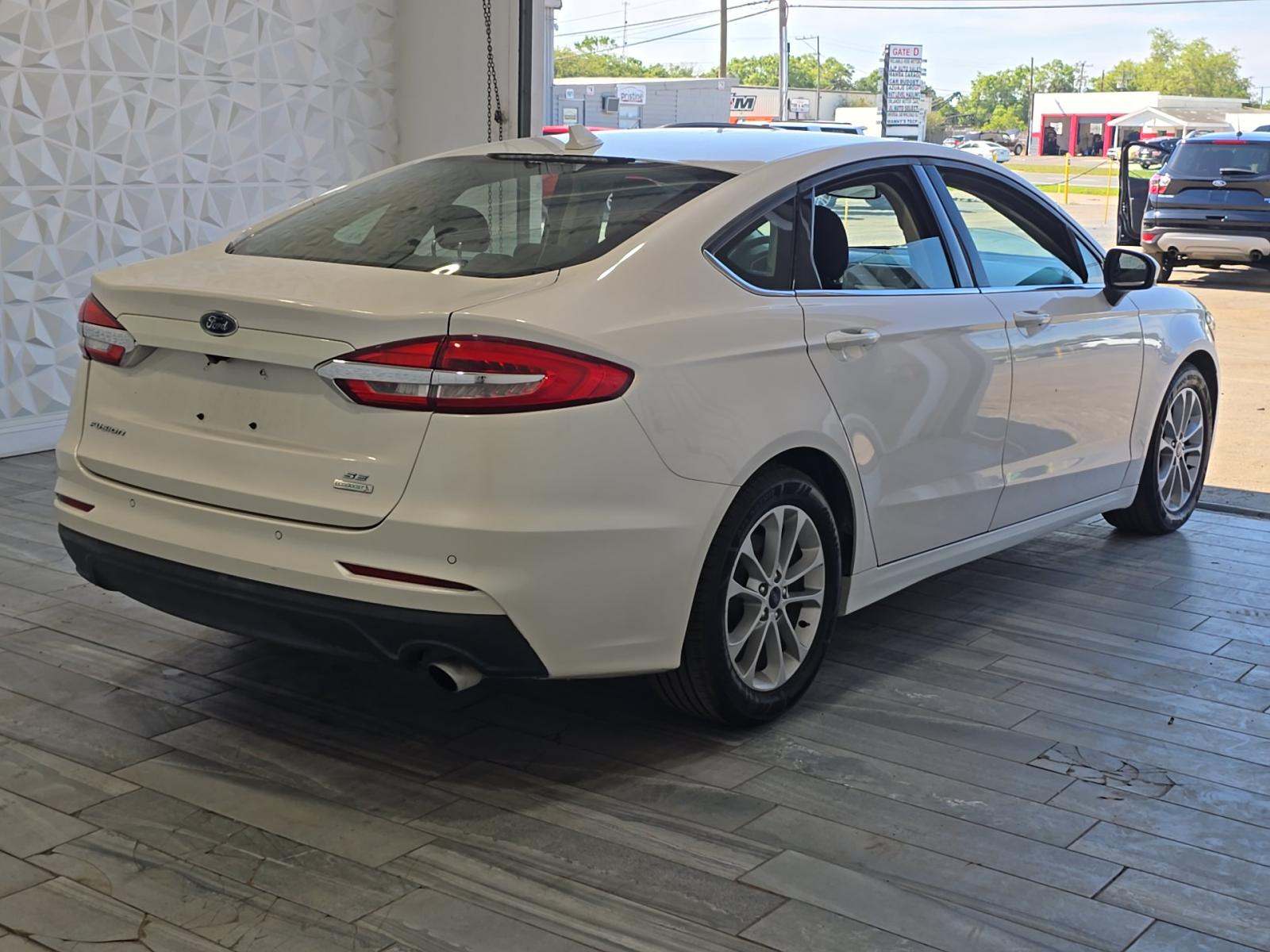 FORD FUSION - 3