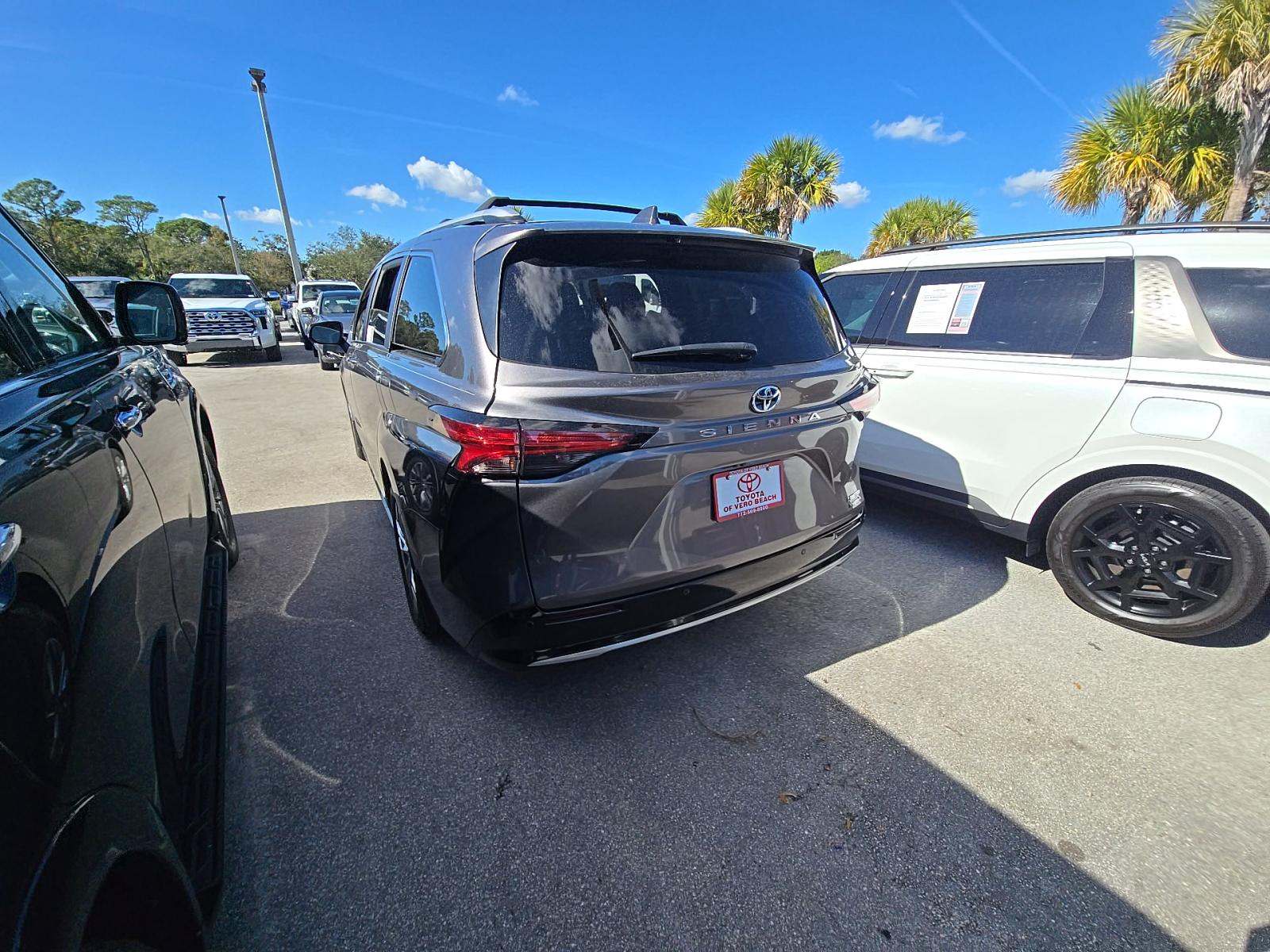 2024 Toyota Sienna Limited FWD