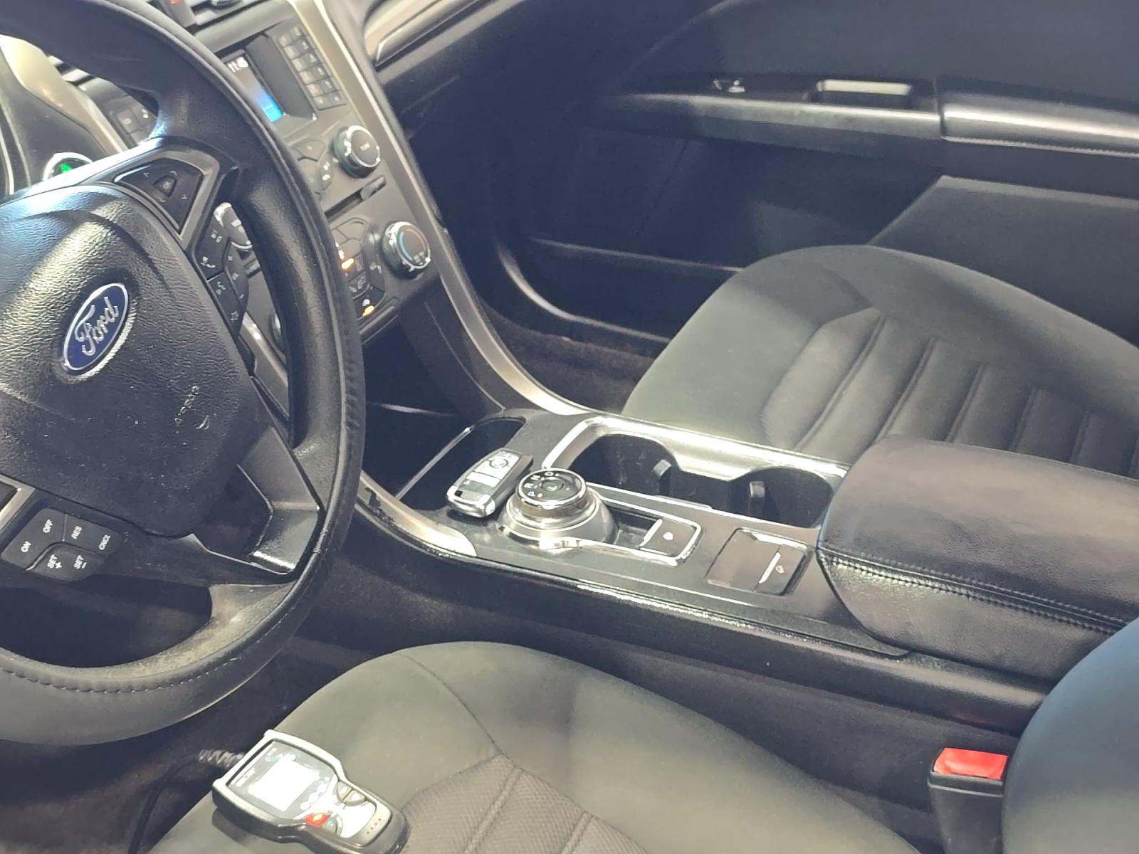 FORD FUSION - 8