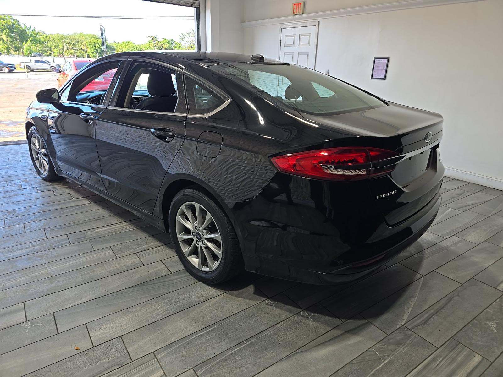 FORD FUSION - 2