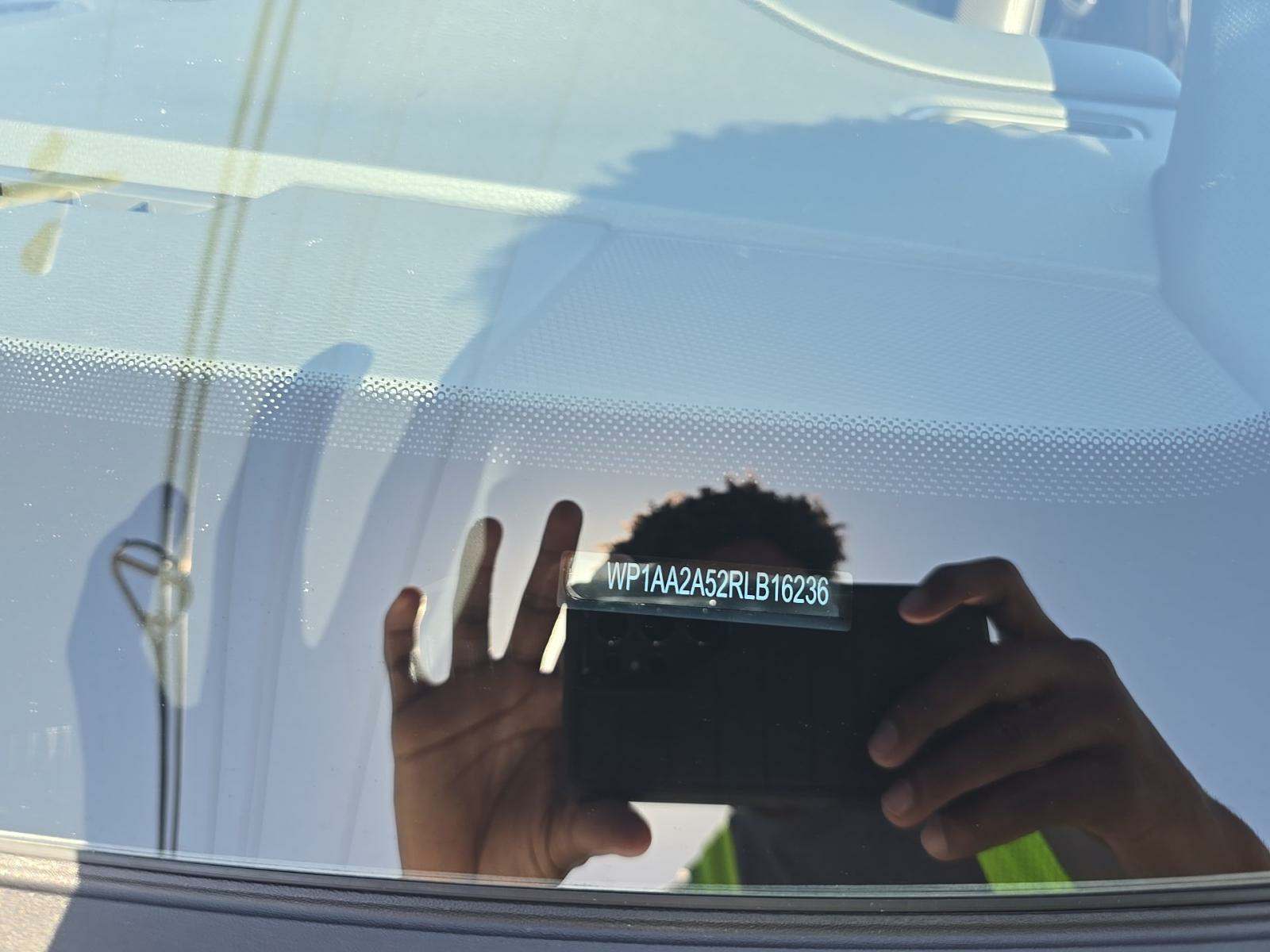 2024 Porsche Macan Base AWD